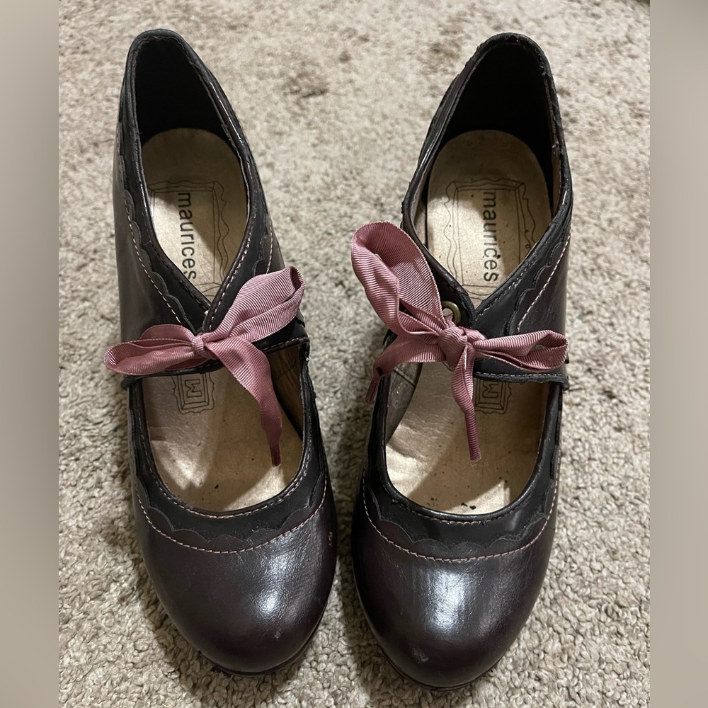 Women’s Mary Jane’s